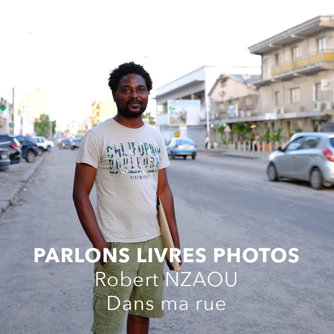 Robert Nzaou, artiste photographe congolais de la rue à Pointe-Noire, invité du podcast Photo Storia